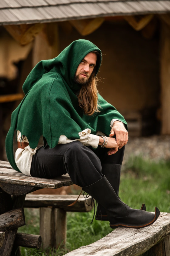 Gugel mit Zaddeln "Henri" Grün