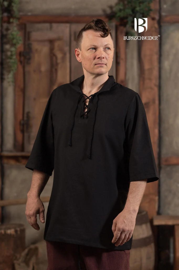 Kurzarm-Schnürhemd "Aton" in Schwarz