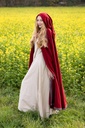 Wollumhang mit Bordüre und Fibel "Daniel" in Rot – Elegantes Accessoire für eine beeindruckende Gewandung