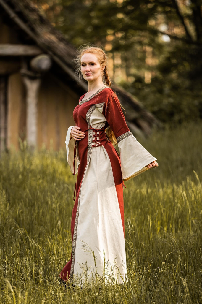 Mittelalterkleid „Sophie“ – Eleganz in Rot und Natur