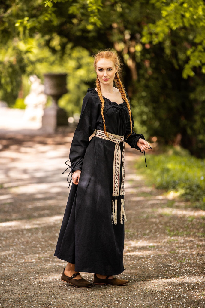 Bodenlanges Langarmkleid „Mechthild“ – Mystische Eleganz in Schwarz