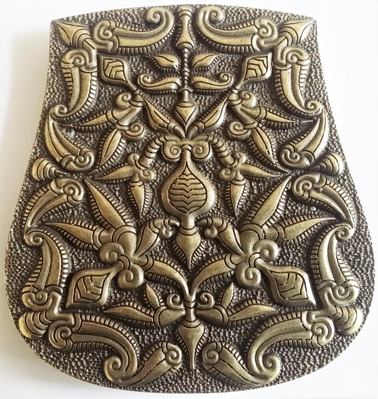 Magyarische Taschenplatte, messingfarben, Pflanzenmotiv