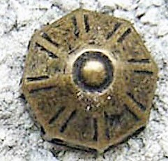 [N-234-21] Nordischer Tempel, altmessingfarbener Beschlag