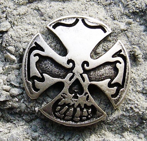[N-161-1] Skull-Cross, silberfarbener Beschlag
