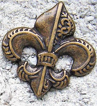 [33641] fleur de lys, altmessingfarbener Beschlag, mittel
