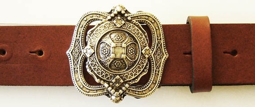 [B1160-1] Chasnel, Ornament-Schließe, silberfarben