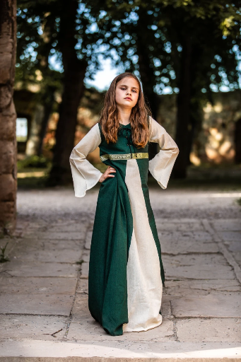 [4040gn] Mädchenkleid "Piccola Donna" in Grün-Natur – Eleganz für junge Mittelalterliebhaberinnen