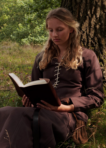 [1280021230] Cotehardie „Ava“ – mittelalterliches Damenkleid mit Schnürung, braun, 13.–15. Jahrhundert