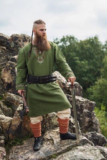 Wikingertunika "Freki" mit Handstickerei Olivgrün- Gewand für Mittelalter, Larp und Reenactment
